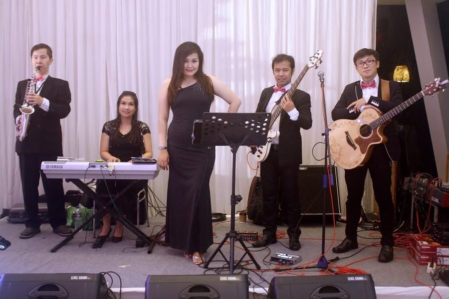 Acoustic Medium — 5 musicians, Willy Music Entertainment Bandung